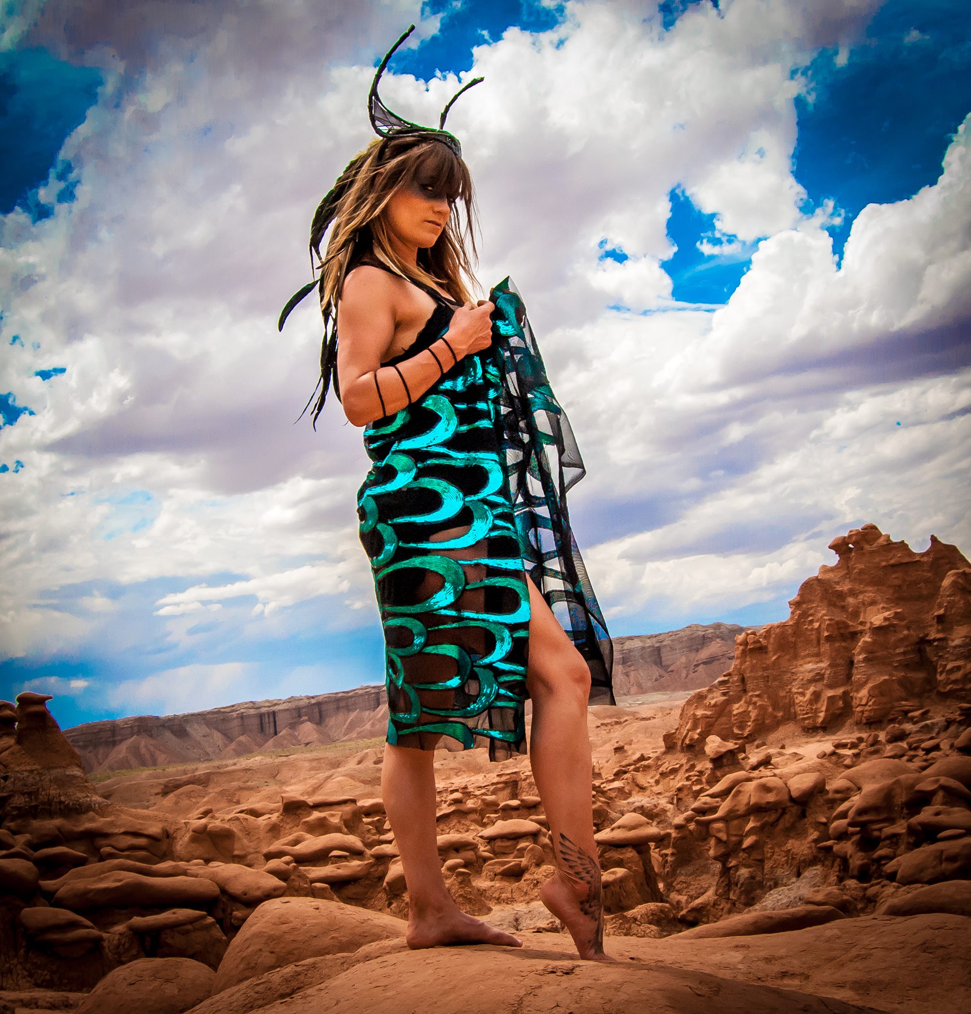 goddess horns_black.jpg