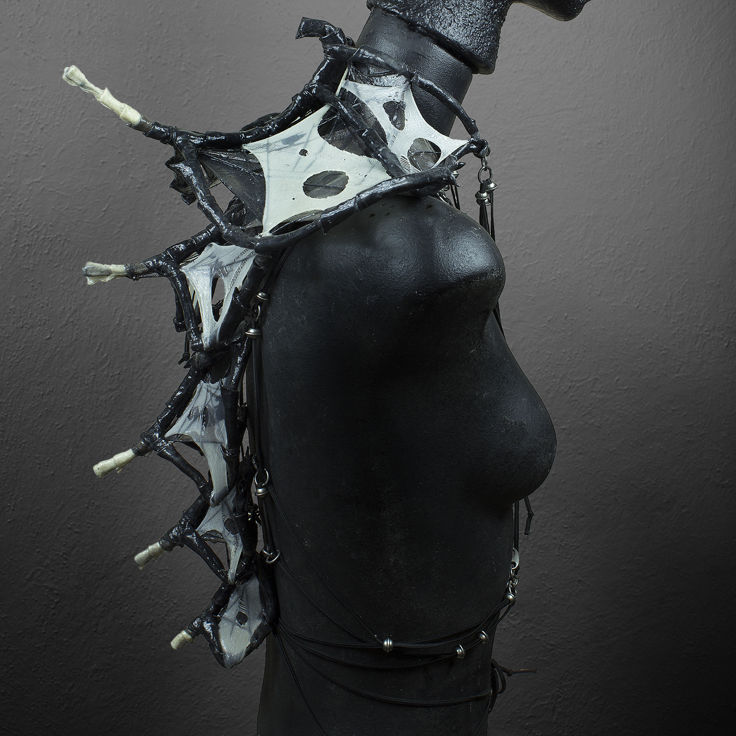 Mask_Spine_side view.jpg