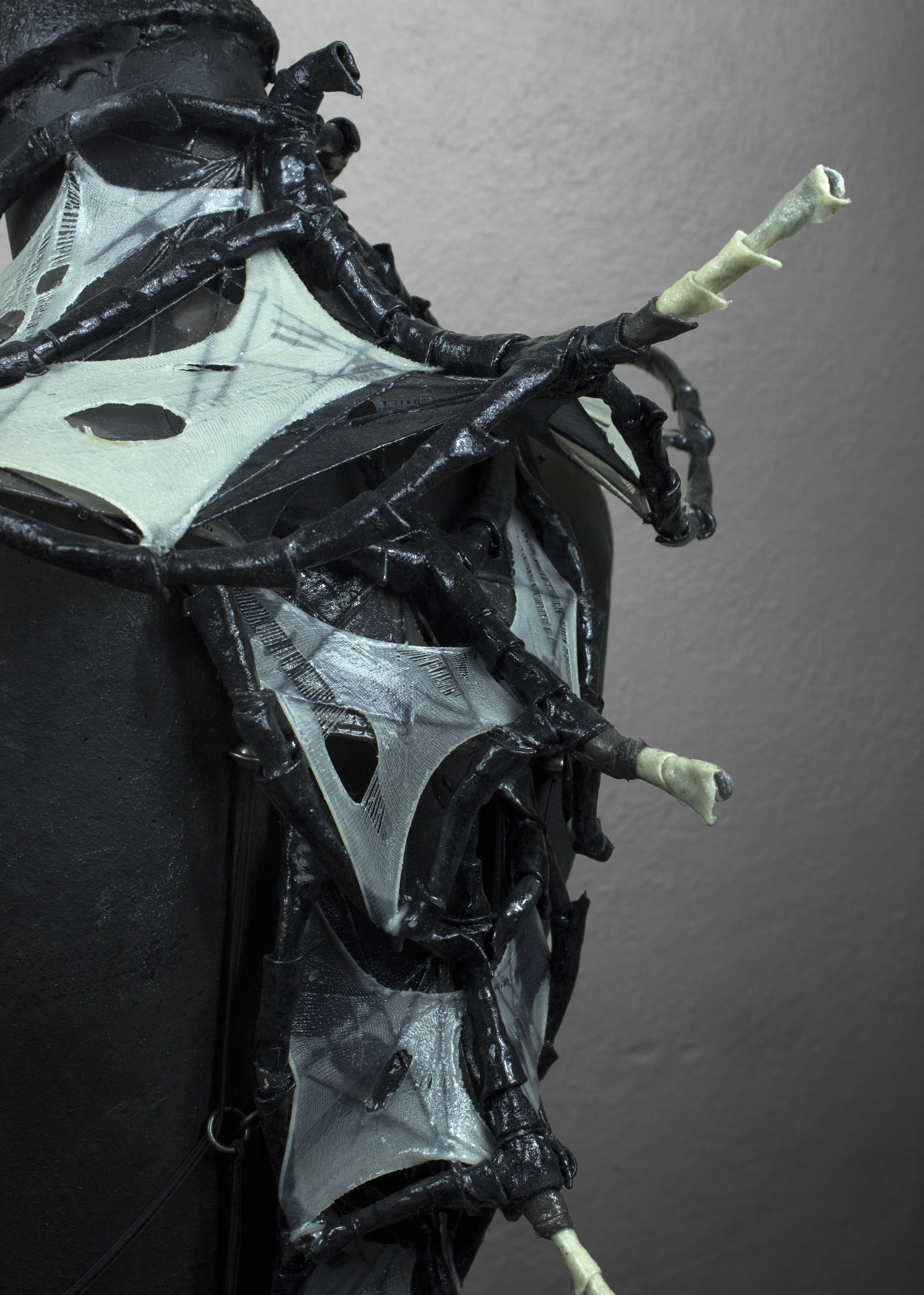 Mask_Spine_side view close up.jpg